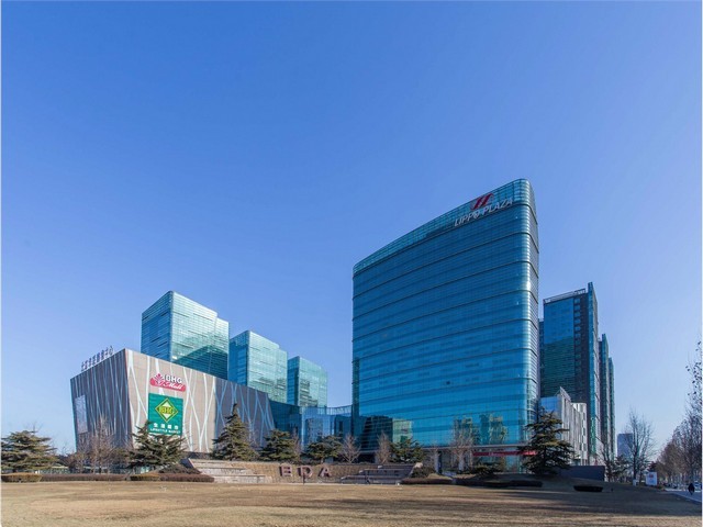 宝山区垃圾分类投放环卫车